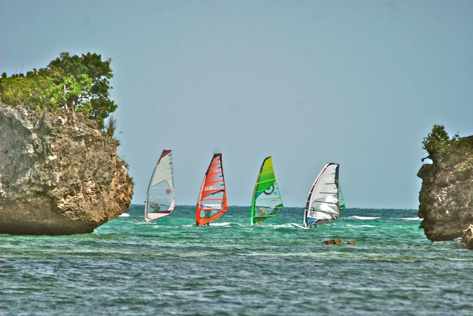 Rieseling Boracay Beach Resort Balabag  Экстерьер фото
